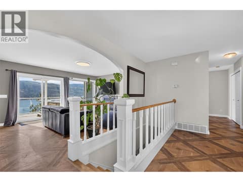 Photo 4 of 10326 Nighthawk Road, Lake Country South West