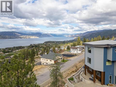 Photo 13 of 2533 Kettle Ridge Way, Naramata Rural