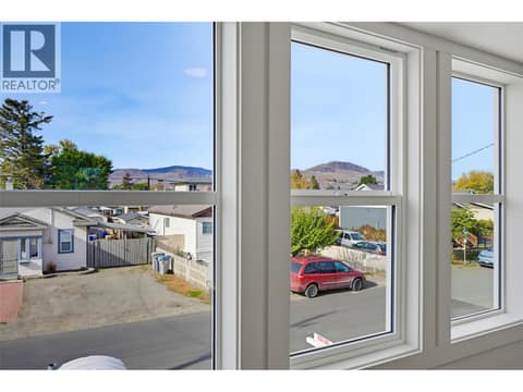 Photo 9 of 153 Park Street, North Kamloops