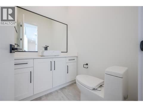 Photo 16 of 1125 Antler Drive, Columbia/Duncan, Penticton
