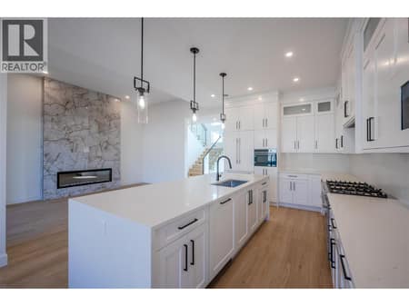 Photo 2 of 1125 Antler Drive, Columbia/Duncan, Penticton
