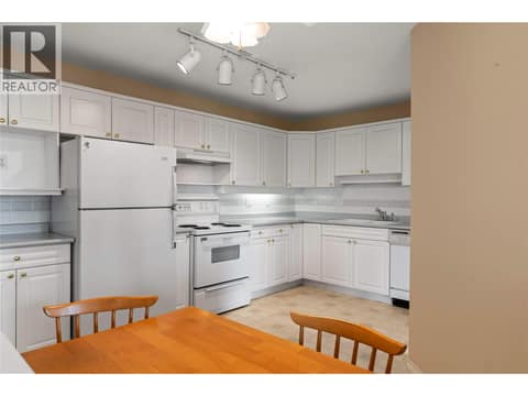 Photo 10 of 3300 Centennial Drive Unit# 303, City of Vernon
