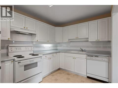 Photo 11 of 3300 Centennial Drive Unit# 303, City of Vernon