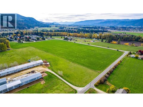 This acreage fronts onto McLeod Road and Lockhart Drive at 1575 McLeod Road, Armstrong/ Spall.