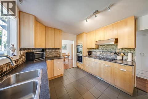 Photo 11 of 2603 Maple Crescent, Rossland