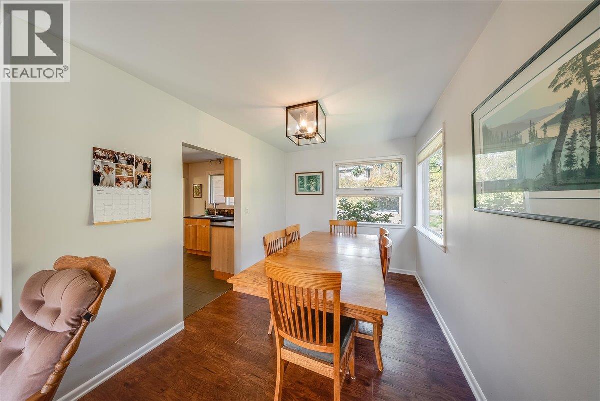 Photo 17 of 2603 Maple Crescent, Rossland