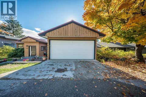 Photo 2 of 2603 Maple Crescent, Rossland
