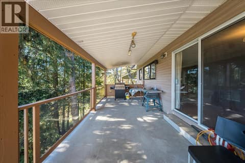 Photo 32 of 2603 Maple Crescent, Rossland