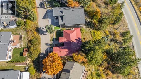 Photo 9 of 2603 Maple Crescent, Rossland