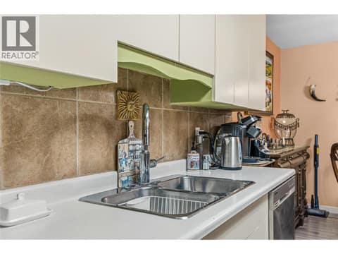 Photo 11 of 3609 30 Avenue Unit# 304, City of Vernon