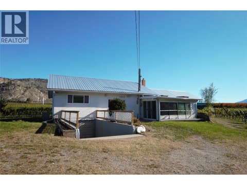 Photo 2 of 4923 RYEGRASS Road, Oliver Rural