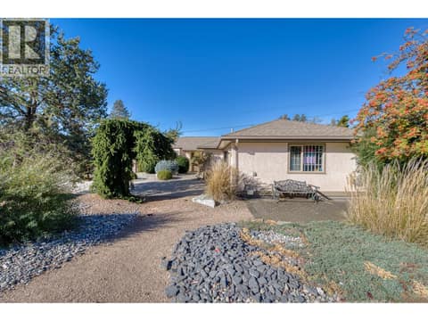 Photo 33 of 102 Forestbrook Place Unit# 101, Main North, Penticton