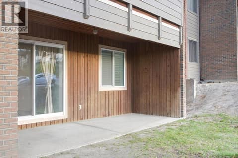 Photo 13 of 44 Whiteshield Crescent S Unit# 301, South Kamloops