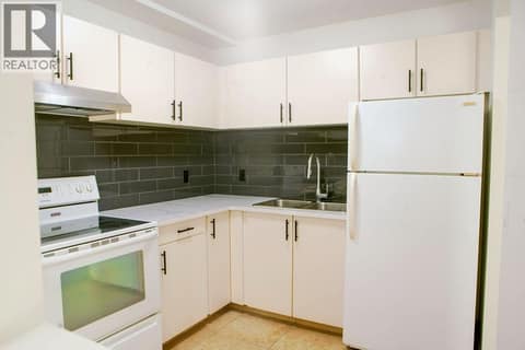 Photo 6 of 44 Whiteshield Crescent S Unit# 301, South Kamloops