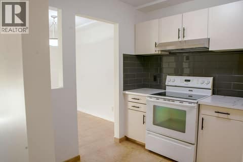 Photo 7 of 44 Whiteshield Crescent S Unit# 301, South Kamloops