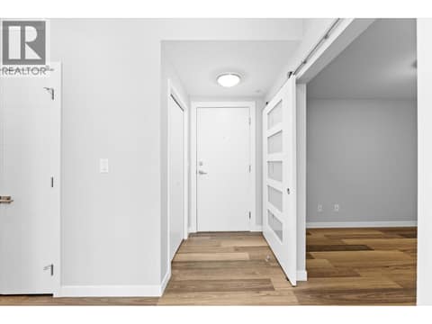 Photo 3 of 722 Valley Road Unit# 210, Glenmore, Kelowna