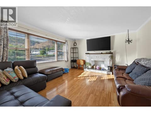 Photo 6 of 3575 WESTSYDE Road, Westsyde, Kamloops