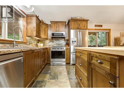 Photo 7 of 225 Falcon Avenue, Okanagan North, Vernon