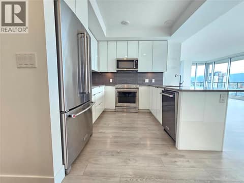 Kitchen at 1232 Ellis Street Unit# 1008, Kelowna North