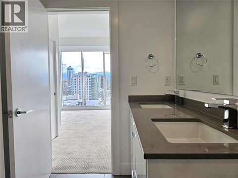 Primary bedroom Ensuite at 1232 Ellis Street Unit# 1008, Kelowna North