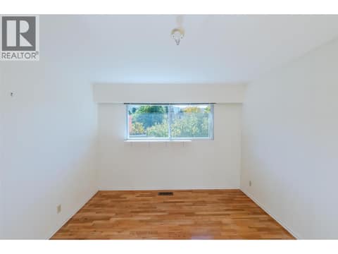 Photo 17 of 1574 Ridgedale Avenue, Columbia/Duncan, Penticton