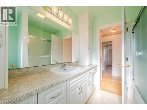 Photo 31 of 1574 Ridgedale Avenue, Columbia/Duncan, Penticton
