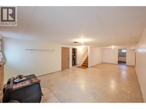 Photo 37 of 1574 Ridgedale Avenue, Columbia/Duncan, Penticton