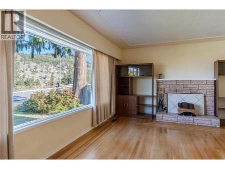 Photo 6 of 1574 Ridgedale Avenue, Columbia/Duncan, Penticton