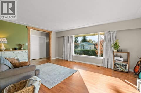 Photo 10 of 4311 25 Street, Harwood, Vernon