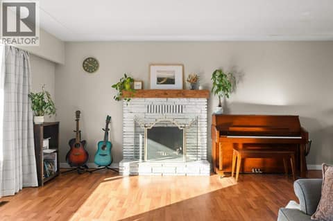 Photo 11 of 4311 25 Street, Harwood, Vernon