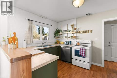 Photo 15 of 4311 25 Street, Harwood, Vernon