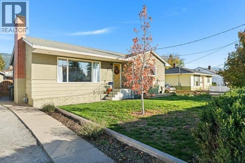 Photo 2 of 4311 25 Street, Harwood, Vernon