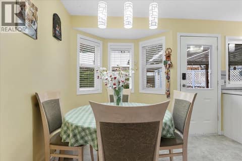 Breakfast nook at 4205 Wellington Drive, East Hill, Vernon