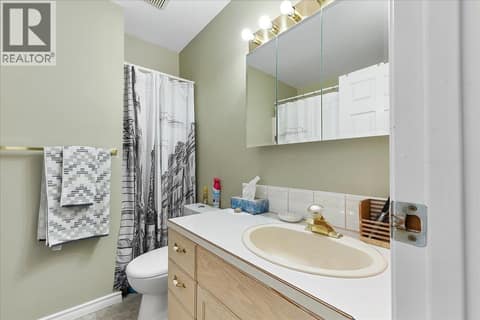 Main bathroom at 4205 Wellington Drive, East Hill, Vernon