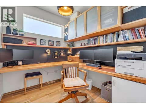Office at 581 Churchill Avenue, Main North, Penticton