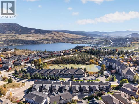 Fantastic location in The Lakes, just minutes from the lake, scenic trails, shopping, and everyday amenities! at 12840 Stillwater Court Unit# 11, Lake Country North West