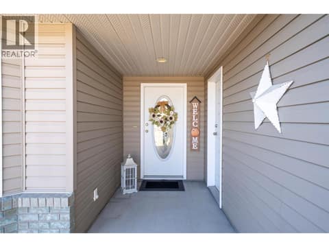 Photo 3 of 5021 5 Avenue, Swan Lake West, Vernon