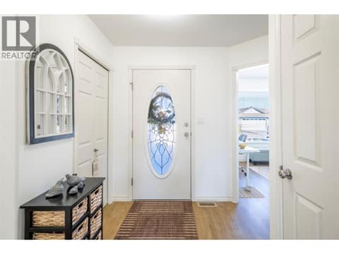 Photo 4 of 5021 5 Avenue, Swan Lake West, Vernon