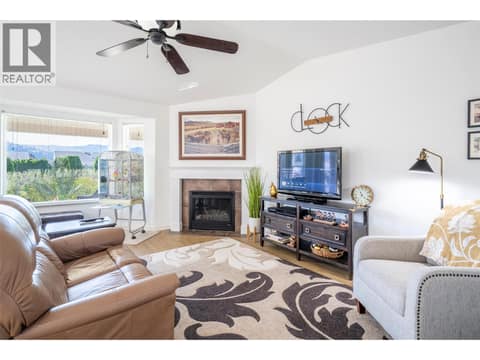 Photo 5 of 5021 5 Avenue, Swan Lake West, Vernon