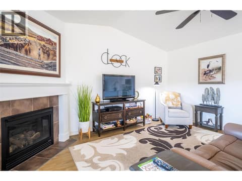 Photo 6 of 5021 5 Avenue, Swan Lake West, Vernon