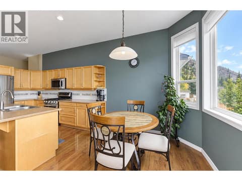 Nook with fantastic views! at 2280 Shannon Hills Drive, Shannon Lake, West Kelowna