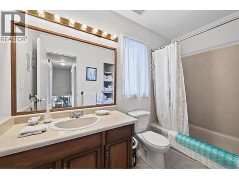 Photo 16 of 718 Driftwood Place, Westmount, Kamloops
