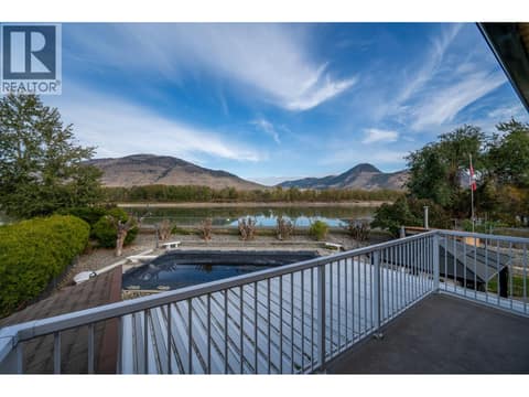 Photo 17 of 718 Driftwood Place, Westmount, Kamloops