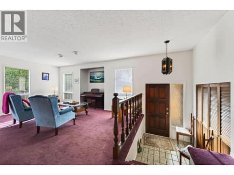 Photo 2 of 718 Driftwood Place, Westmount, Kamloops