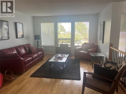 Photo 10 of 439 Laurier Drive, Aberdeen, Kamloops