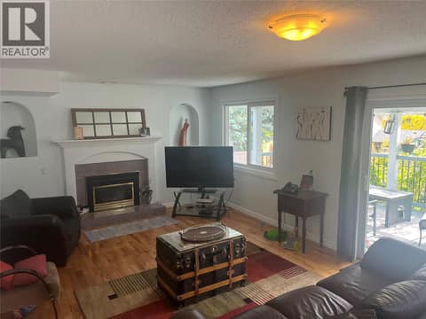 Photo 11 of 439 Laurier Drive, Aberdeen, Kamloops