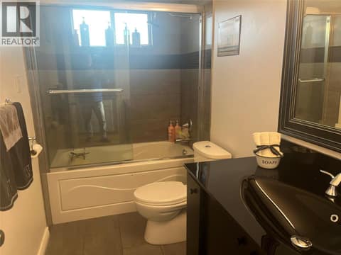 Photo 16 of 439 Laurier Drive, Aberdeen, Kamloops