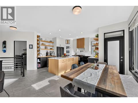 Photo 20 of 7079 Jasper Drive, Bella Vista, Vernon