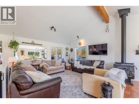 Photo 8 of 855 Fish Lake Road, Summerland Rural