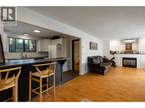 Carriage House at 152 Lindsay Road, Middleton Mountain Vernon